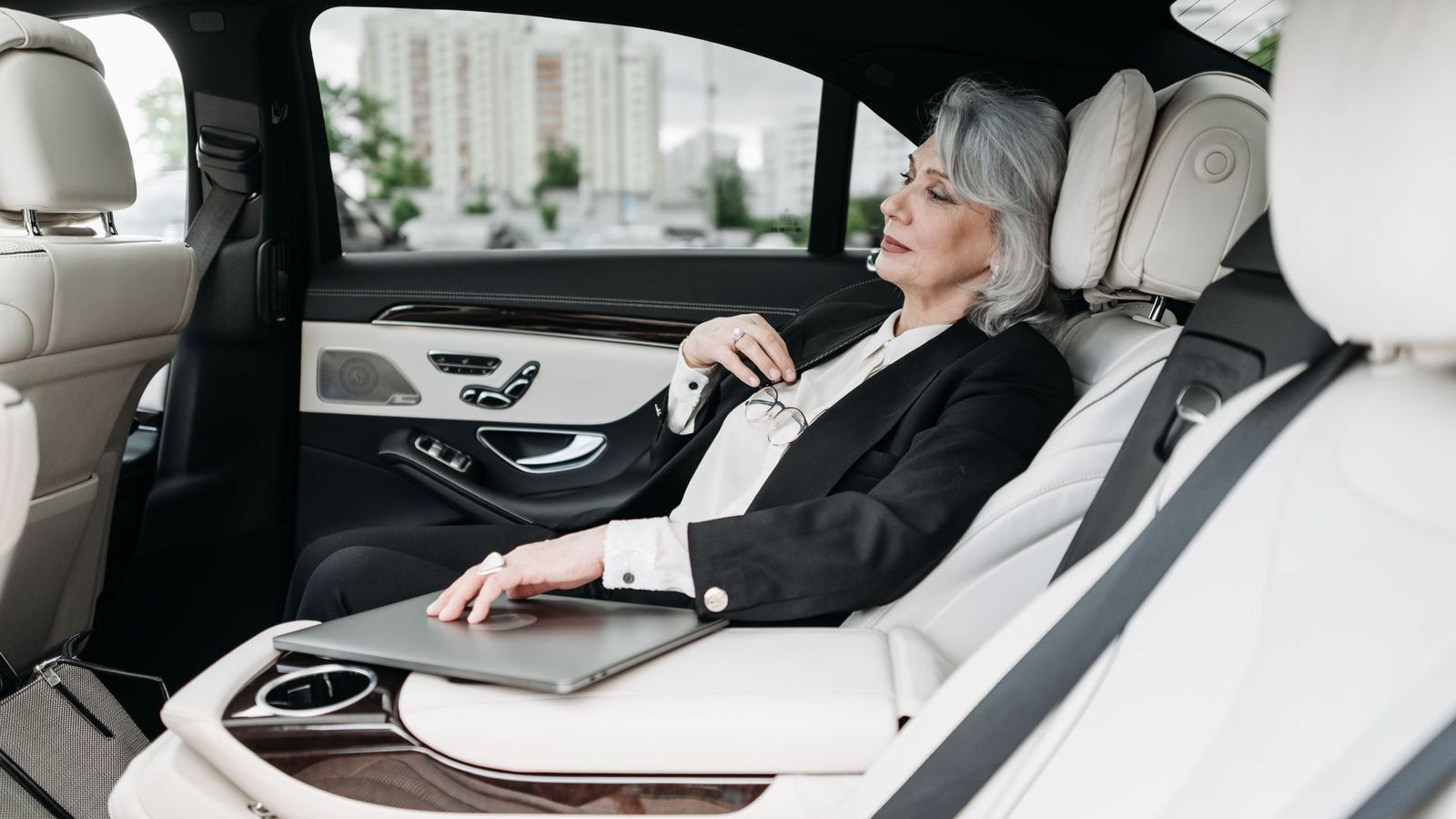 Limo rental
